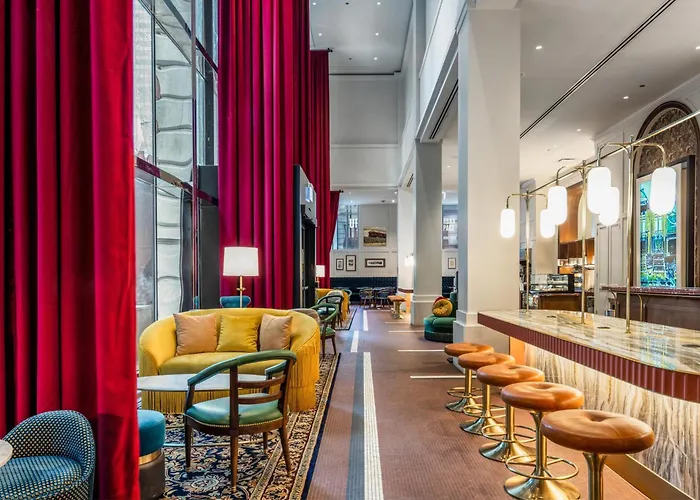 Hilton Garden Inn- Loop 3*