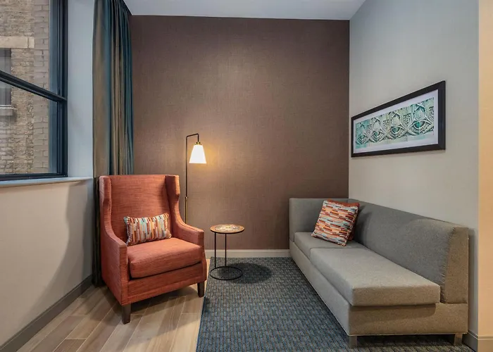 Hilton Garden Inn- Loop